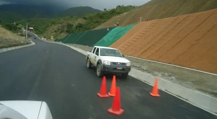 Gobierno inaugura el Bulevar Turístico del Este, con una inversión de 110 millones de dólares