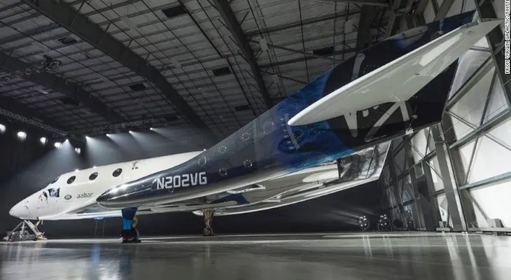 Esta es la nueva nave espacial de la Virgin Galactic