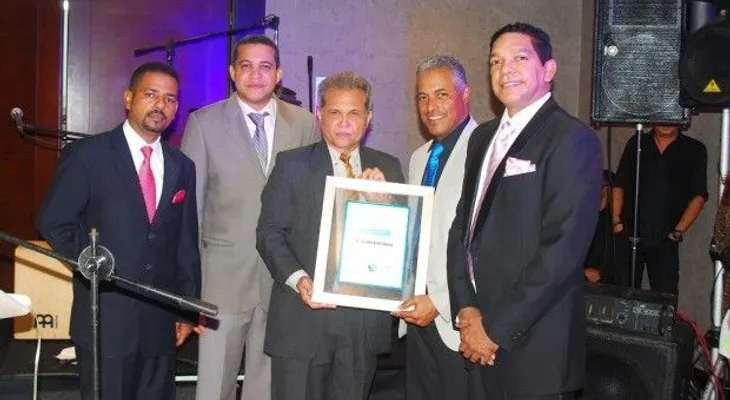Academia Dominicana de Cirugía Plástica reconoce a profesionales médicos y educadores