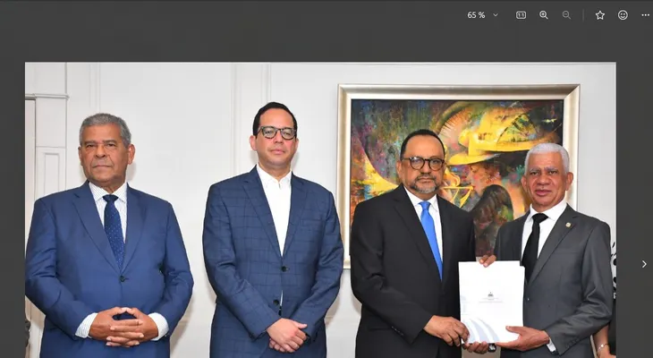 Presidente Senado recibe proyecto fusiona Ministerio de Economía con el de Hacienda