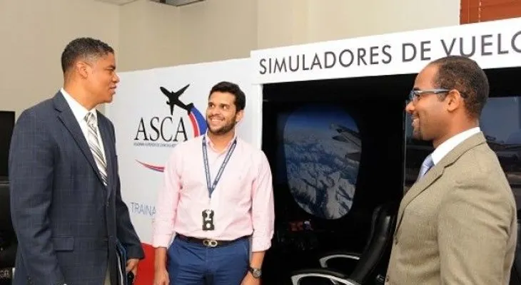  Director de Aviación Civil Haití pondera avances de RD