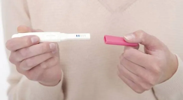 Un doctor dice que paciente quedó embarazada por practicar sexo anal