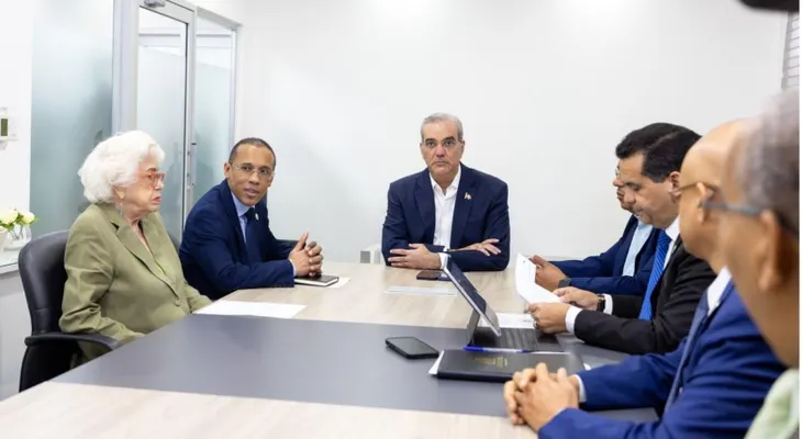 Abinader fortalece Unidad Antifraude para reforzar transparencia del Estado