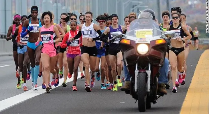 Mujer de 86 años corrió maratón de NY muere horas después de cruzar la meta