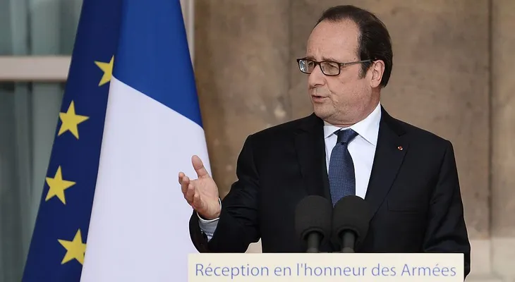 Pelugate: polémica en Francia por el elevado salario del peluquero de Francois Hollande