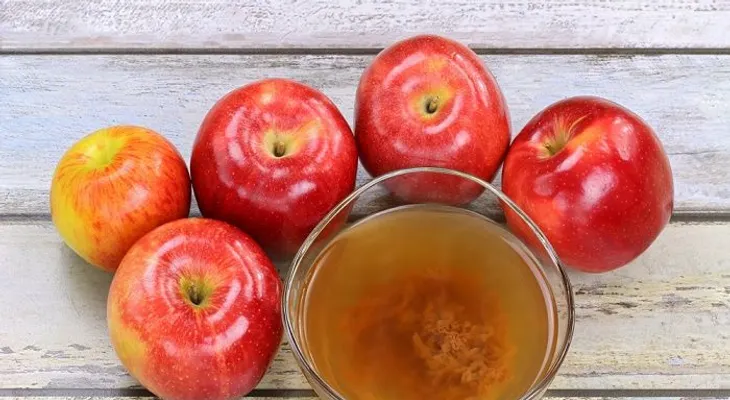 Cómo usar vinagre de sidra de manzana para bajar de peso