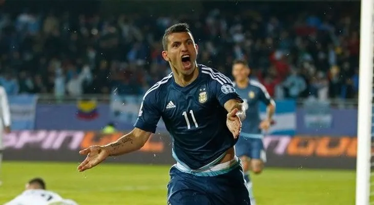 Argentina vence 1-0  a Uruguay y respira