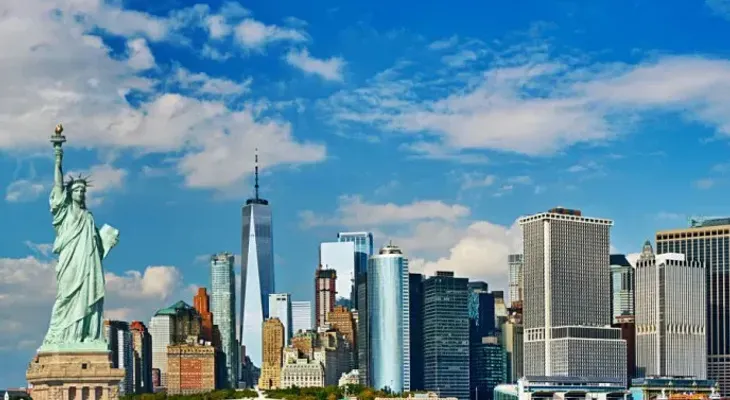Nueva York creará oficina para atender a 30.000 solicitantes de asilo