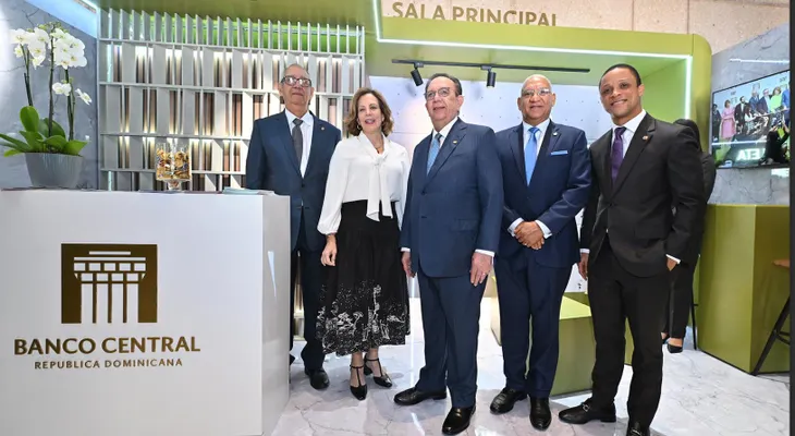 Valdez Albizu: "La Semana Económica y Financiera resalta nuestro compromiso con la sociedad"