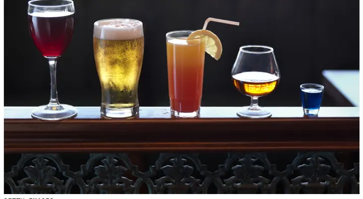 Experto advierte: el alcohol es la principal causa de daño grave al hígado