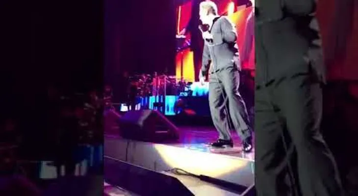 Luis Miguel y su momento incómodo protagonizado sobre el escenario