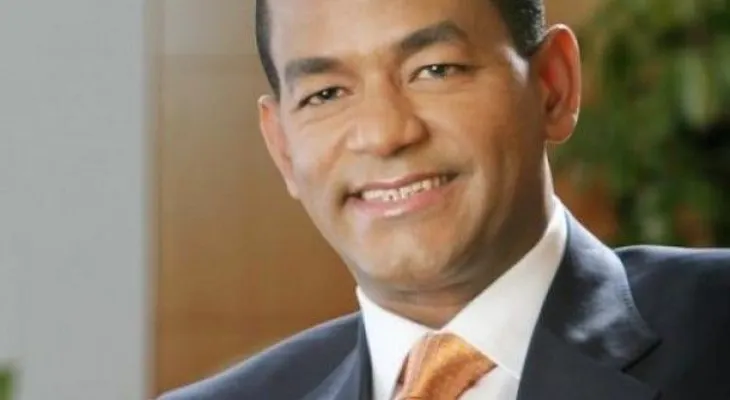 Senador del PLD dice sueldos bajos promueven corrupción y causan renuncia jueces y "picoteo" policías
