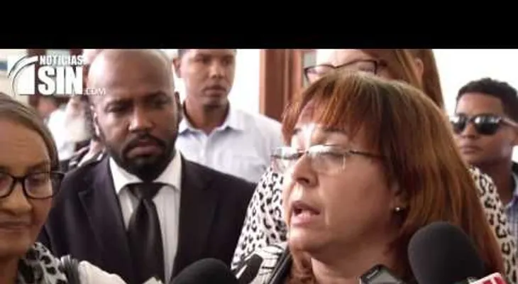Blas Peralta; su abogado lo abandona en plena audiencia; aplazan juicio de fondo