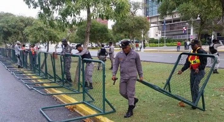 Policías rodean Suprema para prevenir incidentes