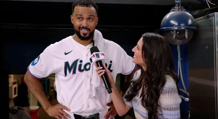Sandy Alcántara hace historia de nuevo y fija récord de innings lanzados con los Marlins