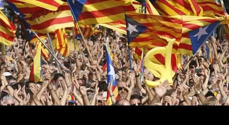 Elecciones en Cataluña: Primeros datos oficiales dan mayoría a los independentistas