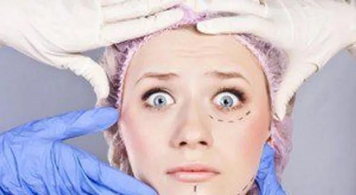 Cirujanos advierten a mujeres no realizarse más de dos cirugías plástica por ocasión