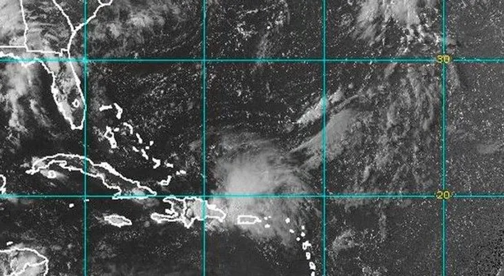 Vaguada y onda tropical provocarán débiles lluvias 