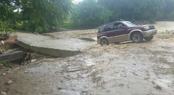 Suman más de 14 mil personas desplazadas y 18 las provincias en alerta 