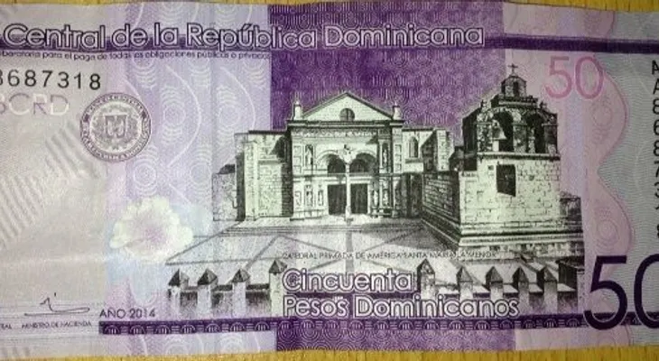 ¡Con pique?.y sin pique!   "El inocente color violeta de los 50 pesos"