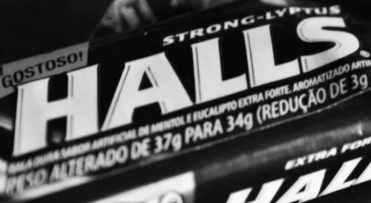 Sexualidad: ¿Para qué sirve el Halls negro?
