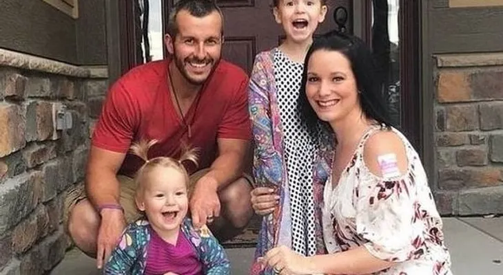 Antes de casarse Denver era una persona normal, dice madre del monstruo que mató a su esposa embarazada y sus dos hijas 