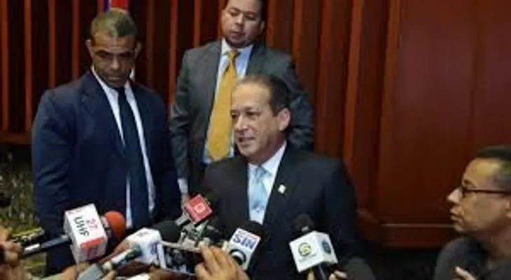 Reinaldo: "actitud de Leonel deja mucho que desear"; dice hay tiempo para aprobar reforma
