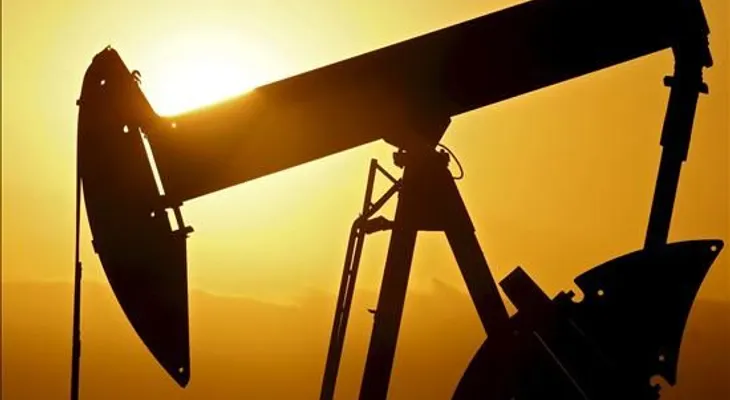 El petróleo de Texas abre con un descenso del 0,58 % hasta 106,84 dólares 