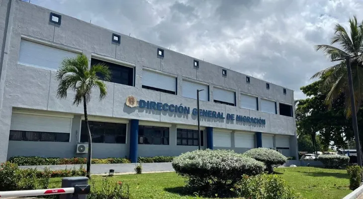 Migración detecta 22 viajeros con alertas de Interpol y la Procuraduría en aeropuertos