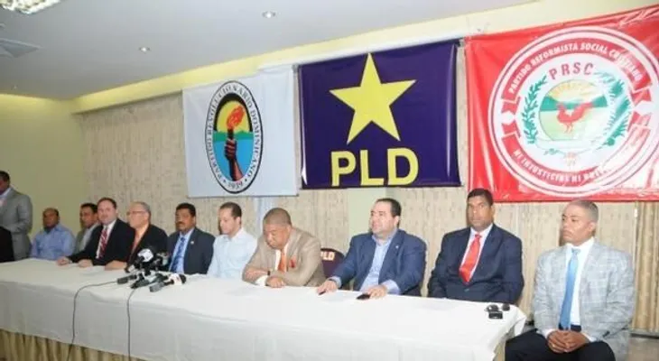 Partidos mayoritarios firman acuerdo por municipalidad; excluyen al PRM