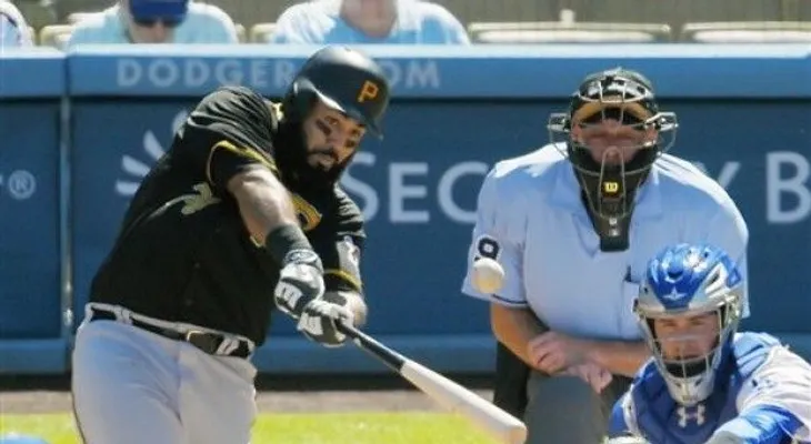 Marte y Álvarez aportan jonrones a triunfo de Piratas