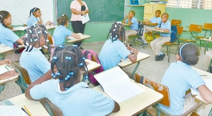 Dice cada estudiante consume RD$60,848