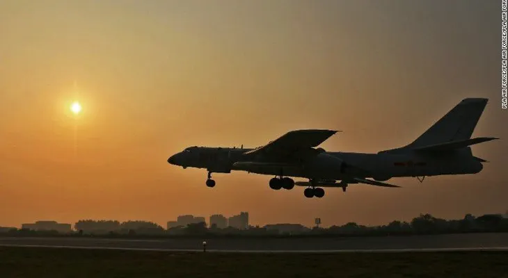 China se prepara para responder a una posible situación en Corea, según un funcionario de EE.UU.