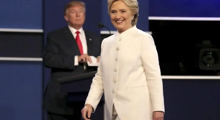 La ventaja de Clinton sobre Trump se reduce al margen de error 
