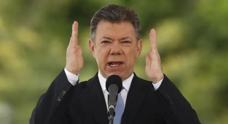 Santos dice que si gana "no" en plebiscito de acuerdos termina proceso de paz