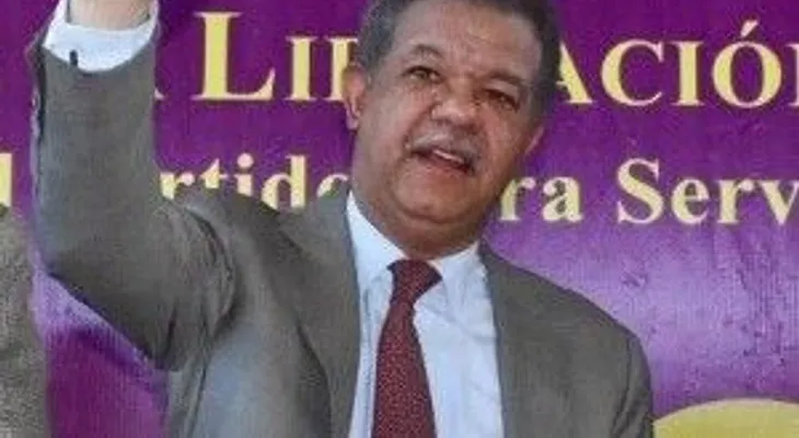 Leonel: "Que en el 2017 sigamos avanzado por el progreso"