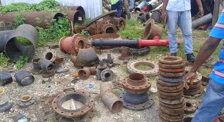 Cierre válvula dejará sin agua sectores Gustavo Mejía; CAASD busca resolver problema