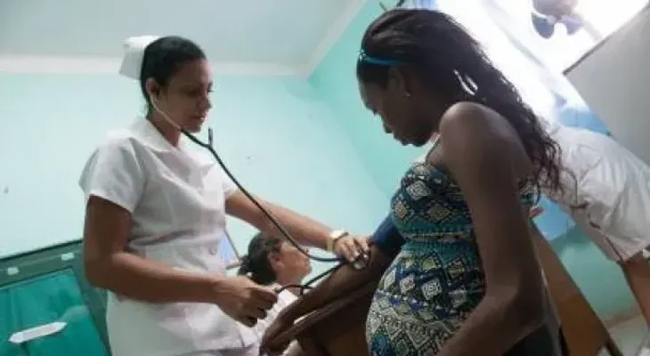 Cuba cierra 2021 con el embarazo de 6.033 de parejas infértiles