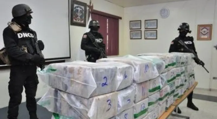 Apresan colombianos y criollos por cargamento en Boca de Yuma 