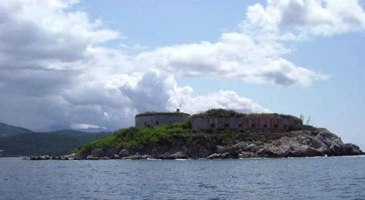 Un campo de concentración se convertirá en un complejo turístico de lujo