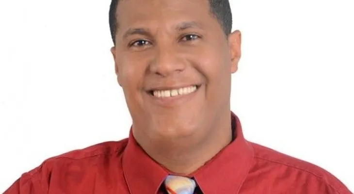 Pide a dominicanos exhibir banderas ante visita de la OEA