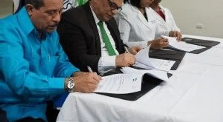 MAP firma acuerdos con hospitales para mejora de servicios de salud