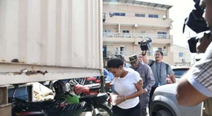 Empeora salud seguridad madre de Cándida Montilla; familiares piden investiguen oficiales le acompañaban 