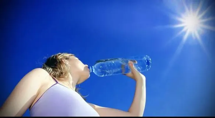 Temperaturas seguirán calurosas; recomiendan vestir ropas ligeras, ingerir mucho líquidos y no exponerse al sol