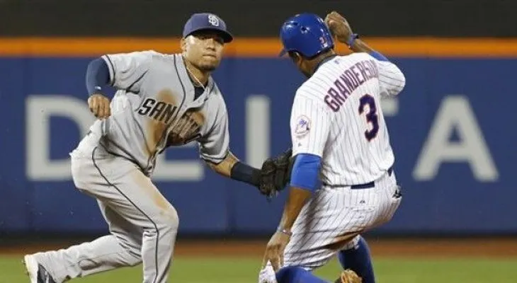 Upton y Solarte guían a Padres en triunfo sobre Mets 