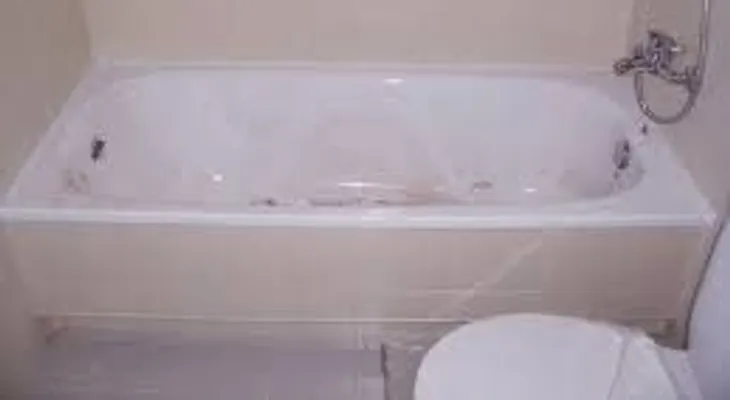 Muere dentro de una bañera