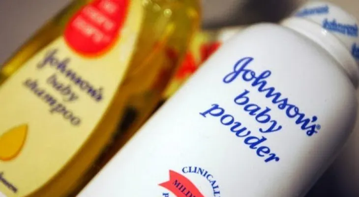 ¿Johnson &amp; Johnson está intoxicando a millones de niños?
