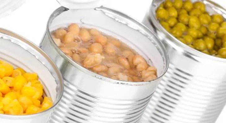   IMPORTANTE: El riesgo de comer productos enlatados Abollados