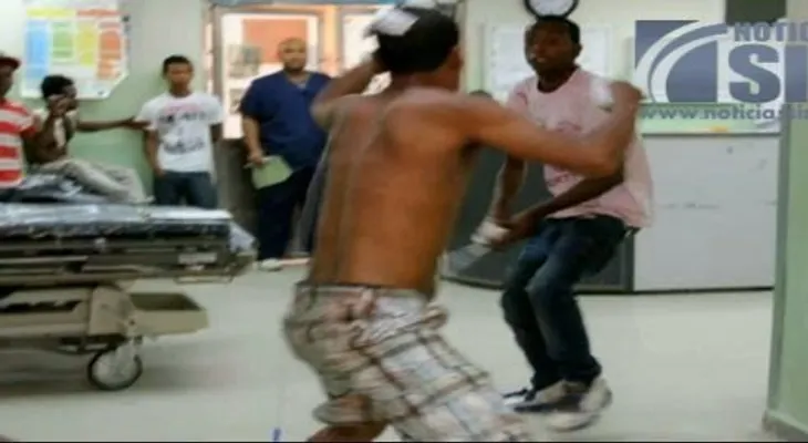 Pelea a tubazos en la sala de emergencias del Darío Contreras
