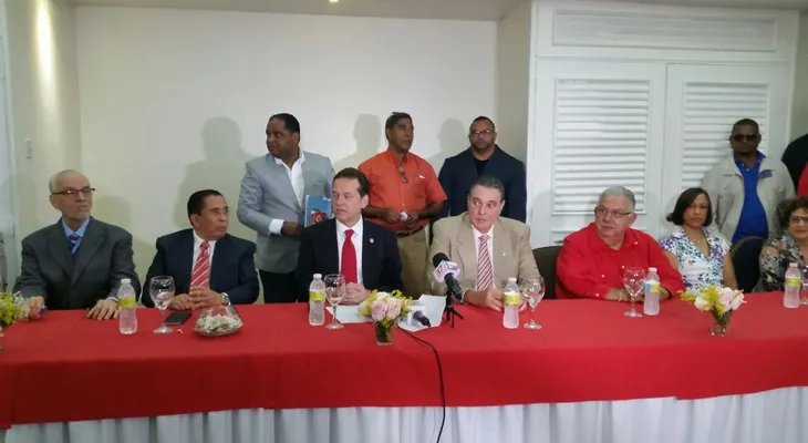 Quique Antún fue suspendido por un año como presidente del PRSC 